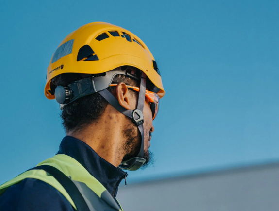 Ventilated Smart Hard Hat
